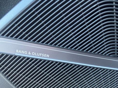 Used 2020 Audi SQ5 Premium Plus w/ Premium Plus Package image 12