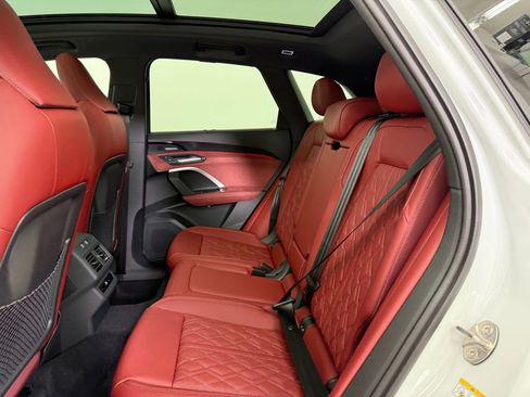 New 2025 Audi SQ5 Premium Plus image 16