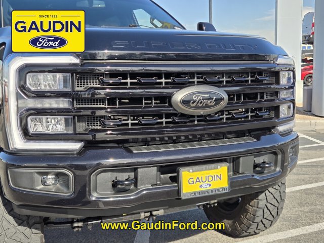 Used 2024 Ford F250 Lariat w/ Tremor Off-Road Package AWD/4WD image 2