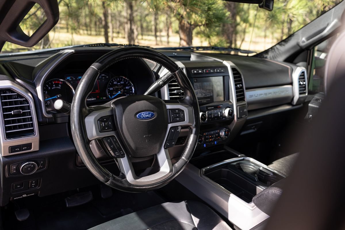 Used 2019 Ford F450 Platinum w/ Platinum Ultimate Package AWD/4WD image 18