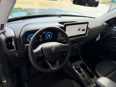 Used 2025 Ford Bronco Sport Big Bend w/ Black Appearance Package image 13