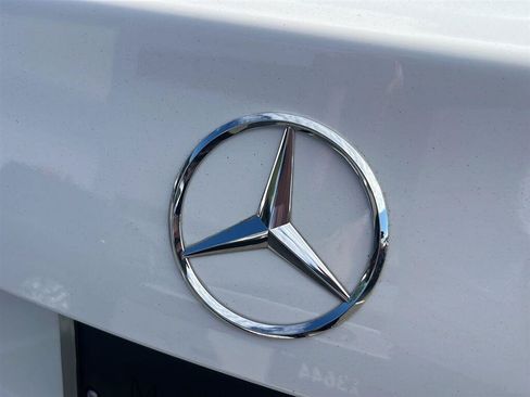 Used 2025 Mercedes-Benz C 300 Sedan image 16