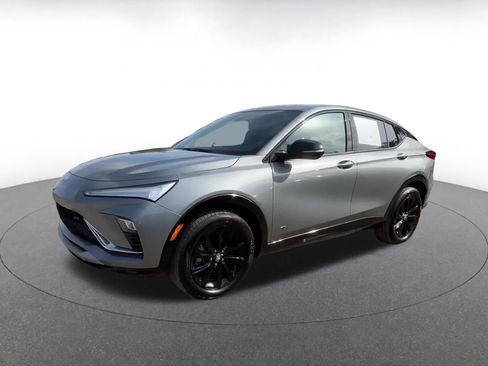 Used 2025 Buick Envista Sport Touring image 8