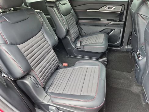 New 2026 Ford Explorer ST-Line w/ ST-Line Street Pack AWD/4WD image 21