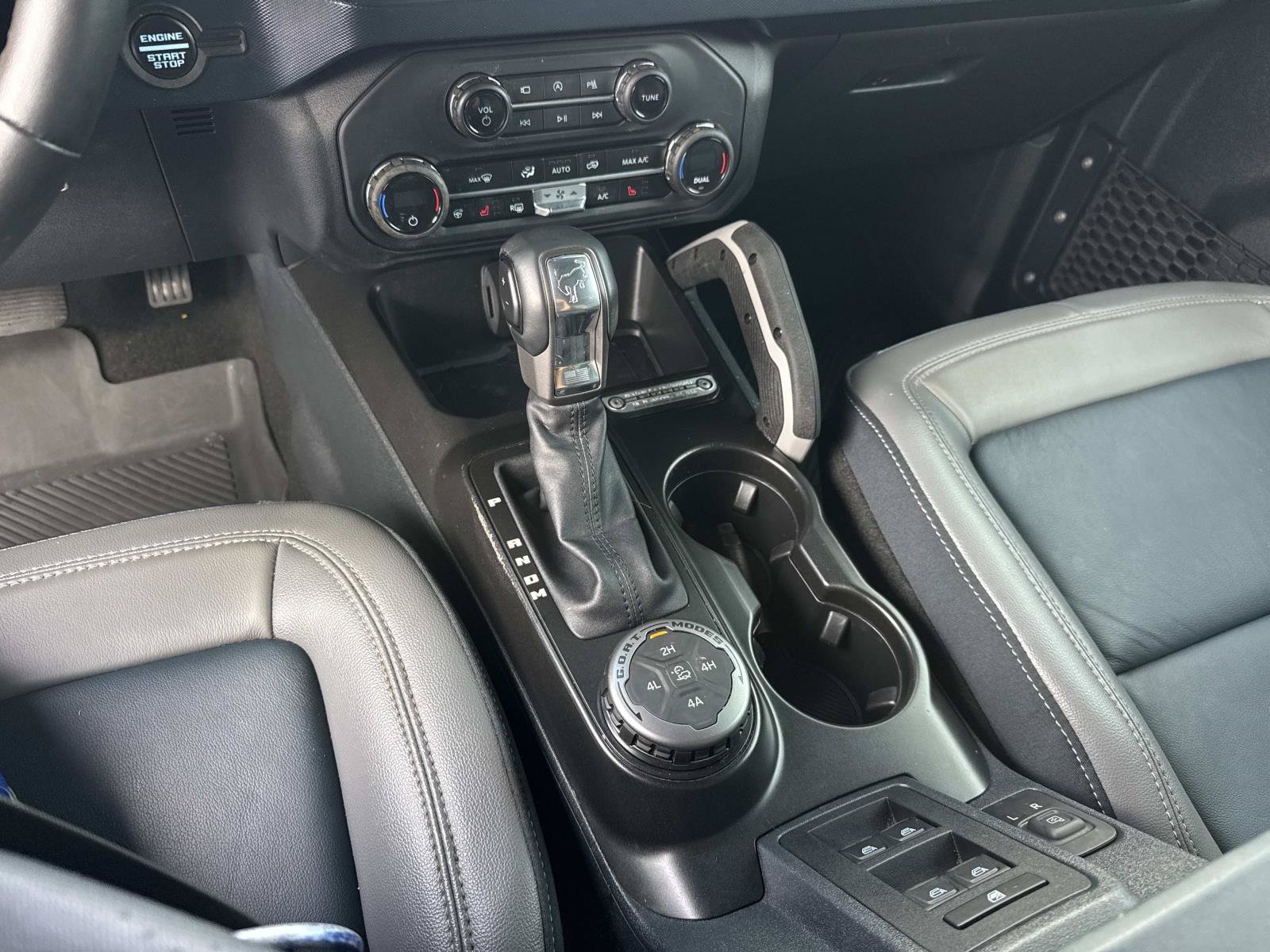 Used 2023 Ford Bronco Outer Banks AWD/4WD image 25