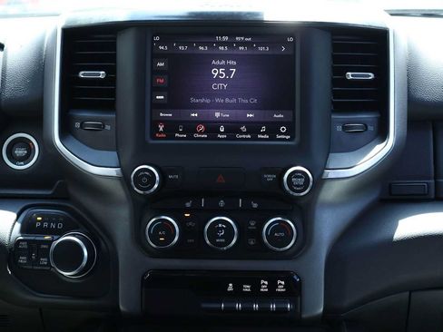Used 2019 RAM 1500 Big Horn AWD/4WD image 16