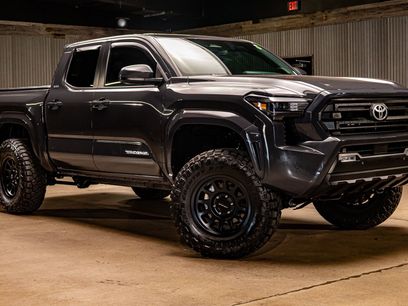 Used 2025 Toyota Tacoma SR5