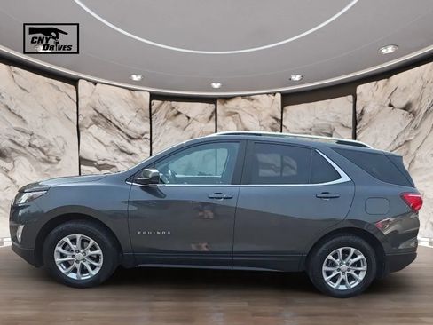 Used 2021 Chevrolet Equinox LT AWD/4WD image 8