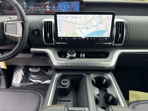 New 2025 Ford Expedition Tremor image 11