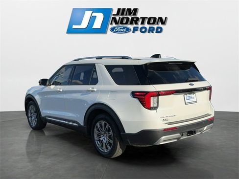 Used 2025 Ford Explorer Platinum image 5