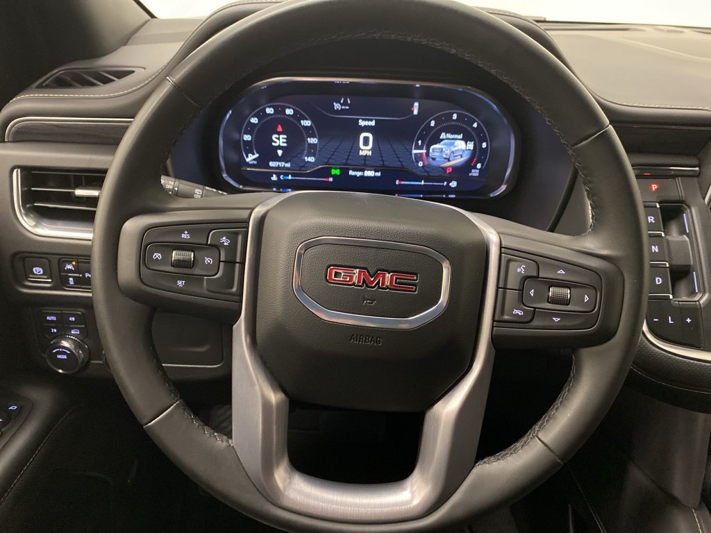Used 2024 GMC Yukon XL SLT AWD/4WD image 22