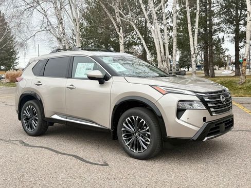 New 2026 Nissan Rogue Platinum image 2