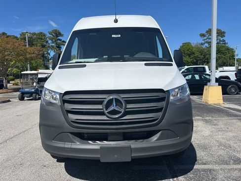 Used 2026 Mercedes-Benz Sprinter 2500 image 12