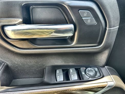 Used 2022 Chevrolet Silverado 1500 RST AWD/4WD image 22