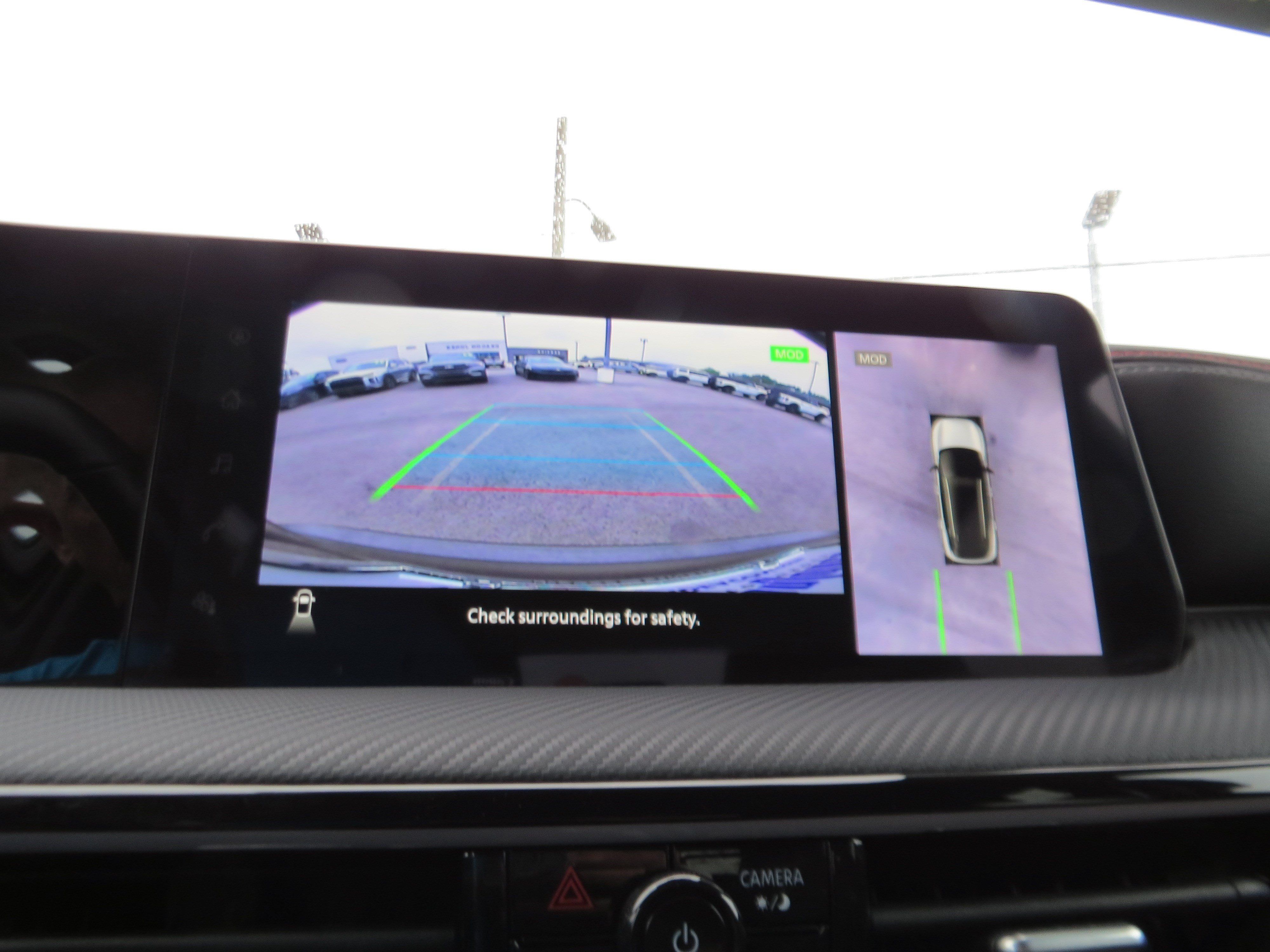 Used 2025 Nissan Kicks SR AWD/4WD image 19