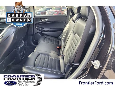 Used 2024 Ford Edge SEL w/ Convenience Package image 11