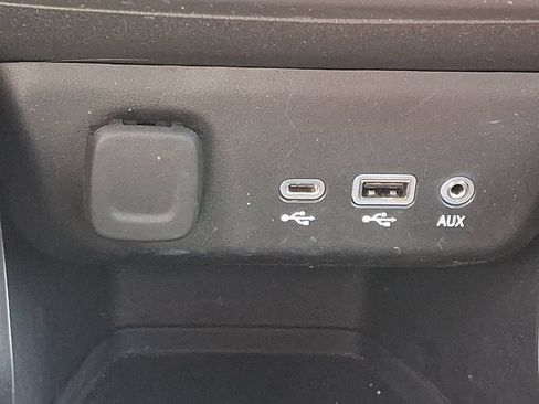 Certified 2023 Chevrolet TrailBlazer LT w/ Convenience Package AWD/4WD image 26