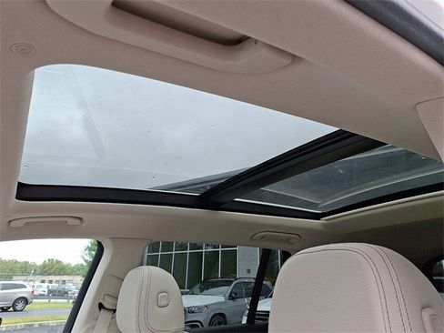 Used 2025 Mercedes-Benz GLS 450 4MATIC image 14