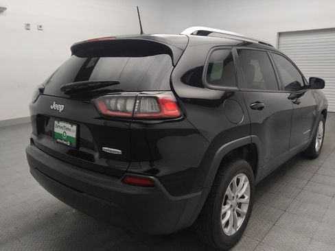 Used 2021 Jeep Cherokee Latitude FWD image 9