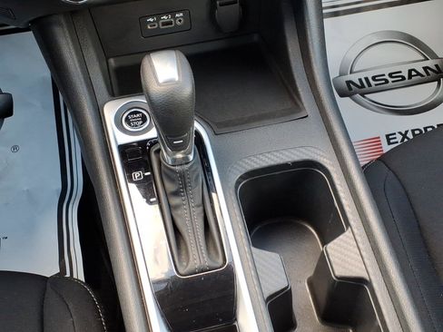 Certified 2023 Nissan Sentra SV image 22