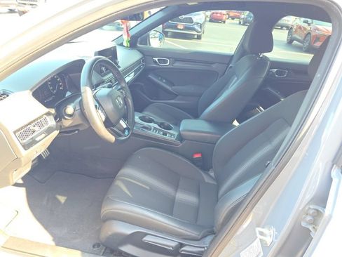 Used 2025 Honda Civic Sport image 13
