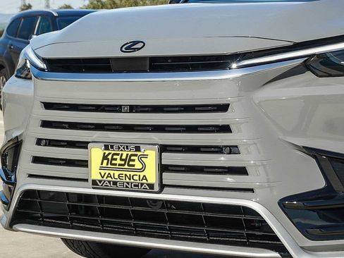 Certified 2026 Lexus TX 500h AWD w/ Technology Package image 15