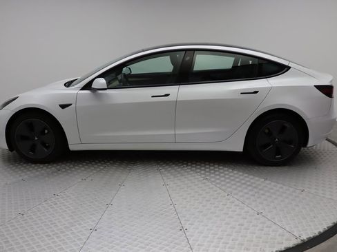 Used 2023 Tesla Model 3 Standard Range image 12