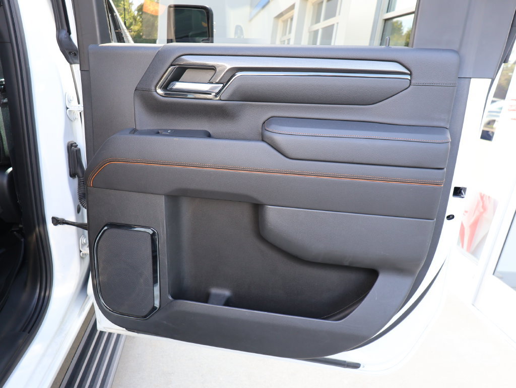 Used 2024 GMC Sierra 2500 AT4 w/ AT4 Premium Plus Package AWD/4WD image 42