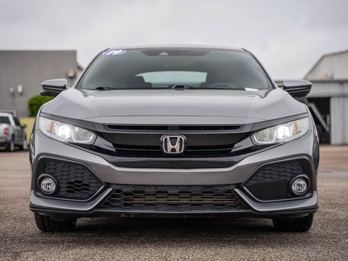 Used 2019 Honda Civic EX image 2