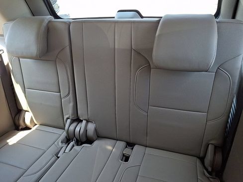 Used 2019 Chevrolet Tahoe Premier AWD/4WD image 11
