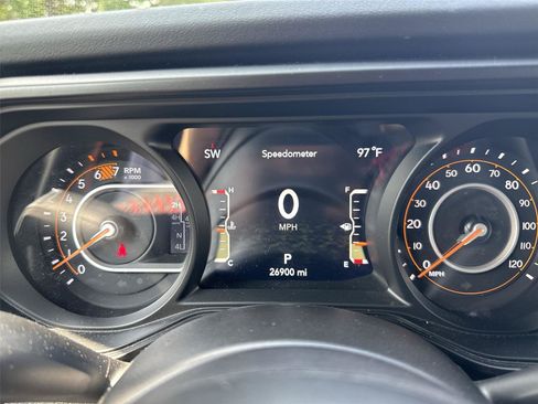 Used 2024 Jeep Wrangler Unlimited Rubicon AWD/4WD image 14