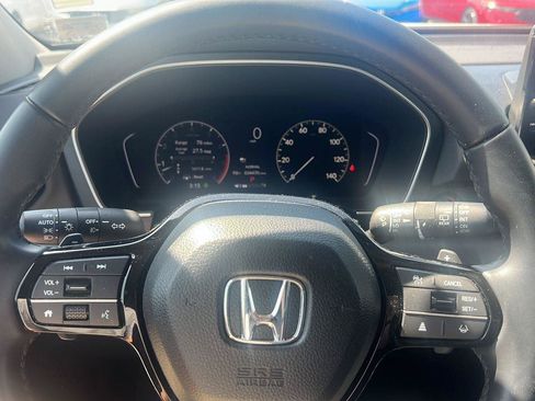 Used 2023 Honda Pilot Touring image 12