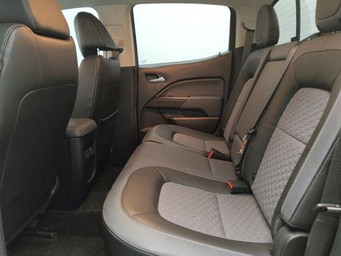 Used 2018 Chevrolet Colorado Z71 image 18