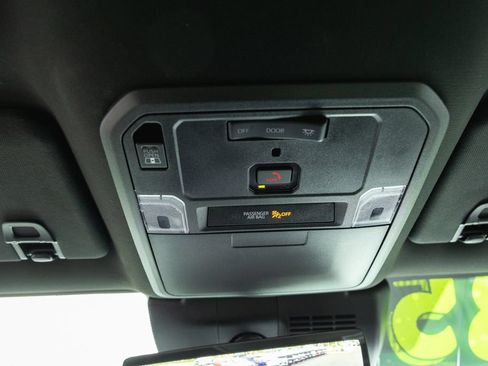 Certified 2025 Toyota Tacoma 4x4 Double Cab Hybrid image 26