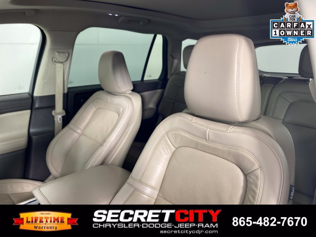 Used 2023 Lincoln Aviator Reserve w/ Jet Package AWD/4WD image 10