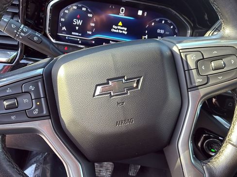 Used 2023 Chevrolet Silverado 1500 RST w/ Z71 Off-Road Package image 12