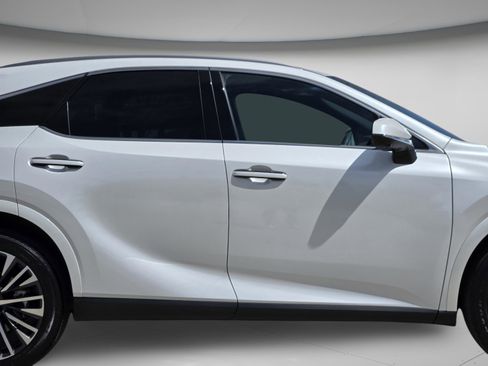 Used 2025 Lexus RX 350 Premium Plus w/ Convenience Package image 7