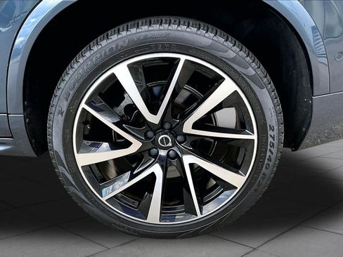 Certified 2023 Volvo XC90 B6 Plus w/ Protection Package Premier AWD/4WD image 11
