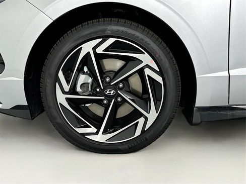 Certified 2024 Hyundai Sonata SEL w/ Convenience Package image 30