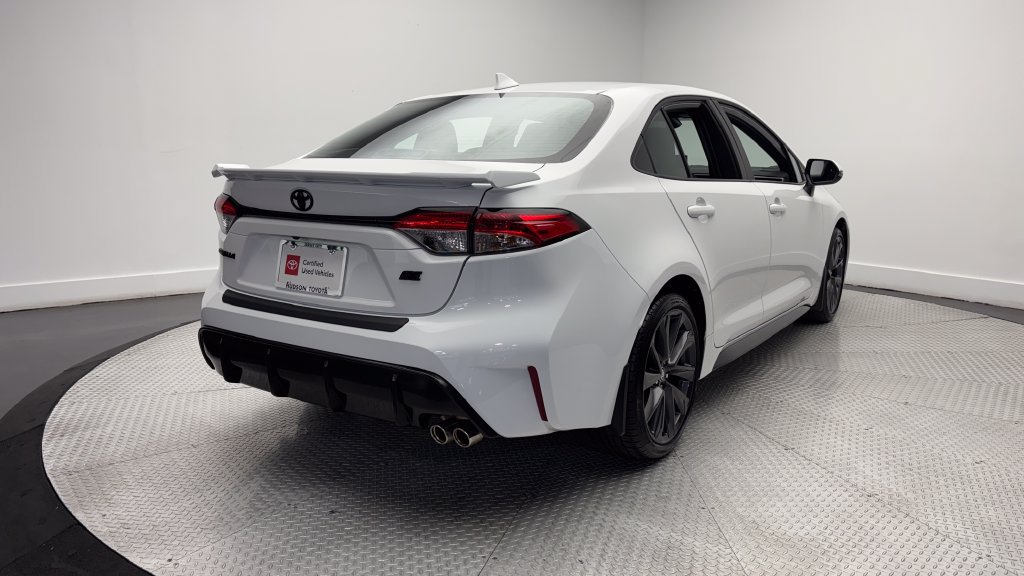 Certified 2026 Toyota Corolla SE w/ SE Package FWD image 38