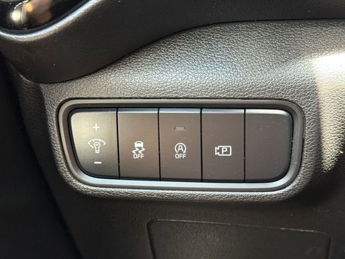 Used 2023 Kia Soul S FWD image 14