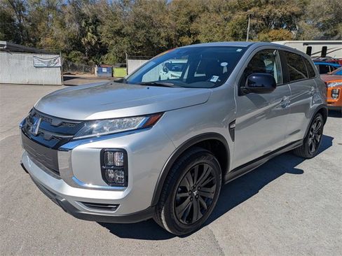 Used 2025 Mitsubishi Outlander Sport LE image 8