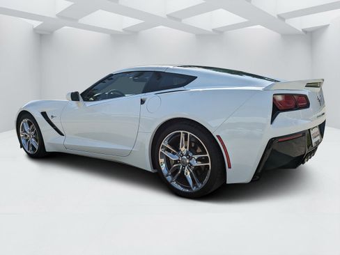 Used 2019 Chevrolet Corvette Stingray Coupe w/ 3LT Preferred Equipment Group RWD image 5