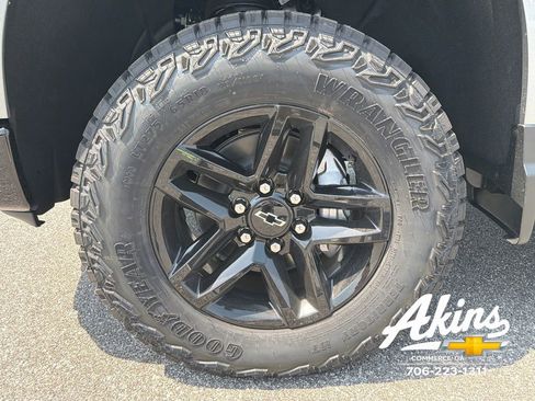 New 2026 Chevrolet Silverado 1500 Custom Trail Boss AWD/4WD image 11