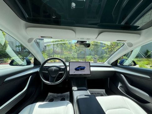 Used 2022 Tesla Model 3 Long Range image 16