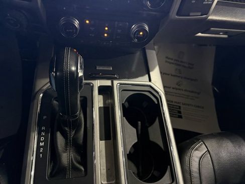 Used 2017 Ford F150 Lariat image 20