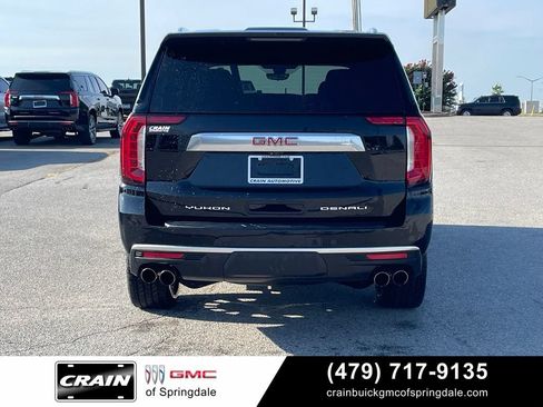 Used 2022 GMC Yukon Denali w/ Denali Premium Package AWD/4WD image 6