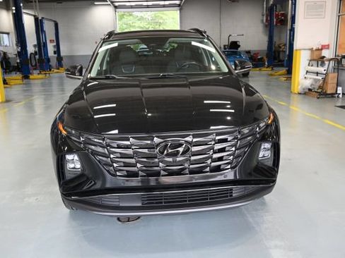 Used 2022 Hyundai Tucson Limited AWD/4WD image 2