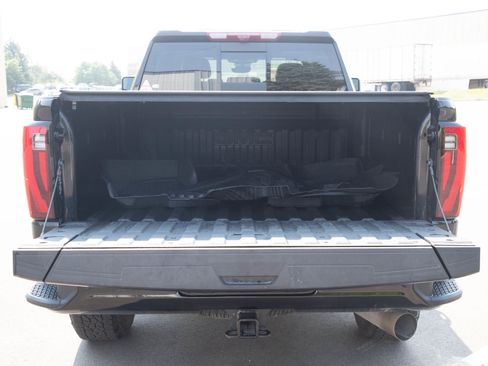 Used 2026 GMC Sierra 2500 Denali Ultimate AWD/4WD image 13