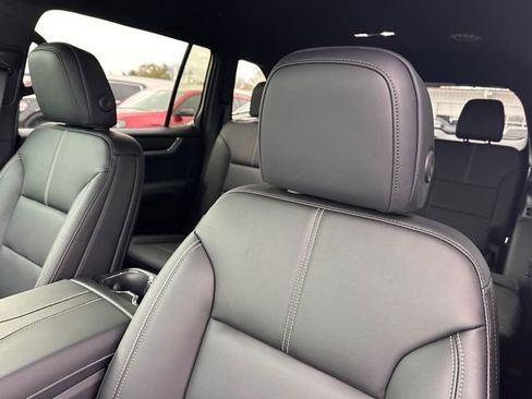 New 2026 GMC Acadia Elevation w/ Elevation Premium Package AWD/4WD image 27